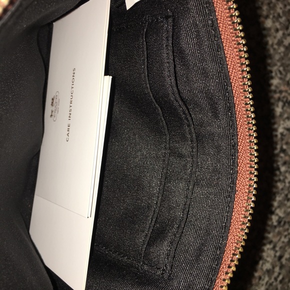 Coach Wristlet Brown - Picture 7 of 7